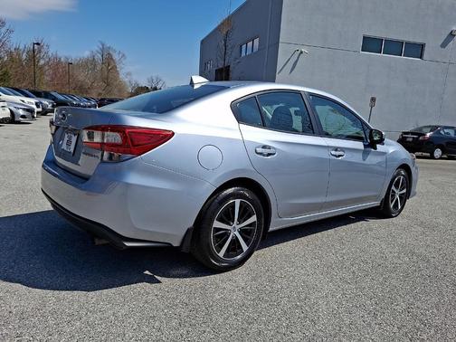 Ice Silver Metallic 2023 Subaru Impreza Premium