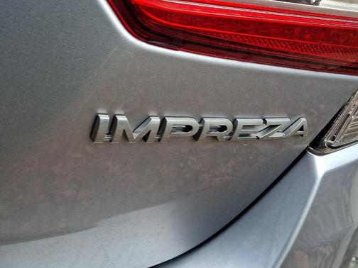 2023 Subaru Impreza Premium