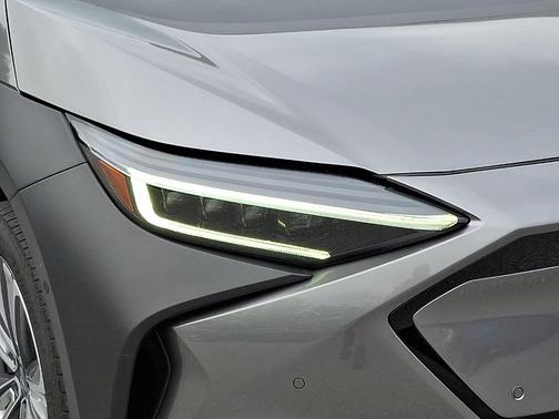 2023 Subaru Solterra Limited