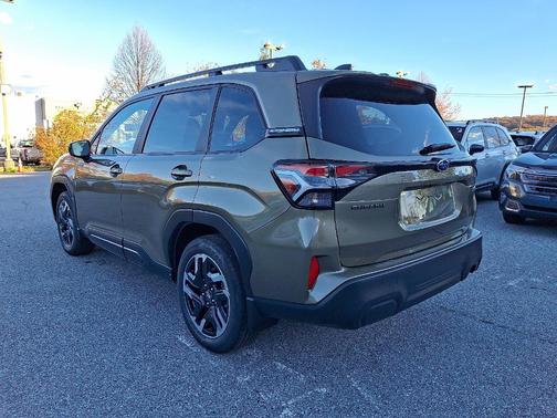 2025 Subaru Forester Hybrid Premium