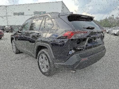 2022 Toyota RAV4 Hybrid LE