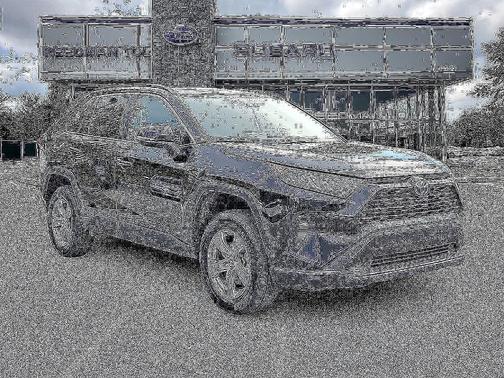 2022 Toyota RAV4 Hybrid LE