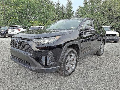 2022 Toyota RAV4 Hybrid LE