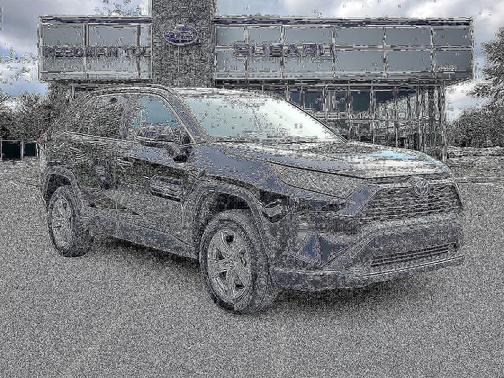 2022 Toyota RAV4 Hybrid LE