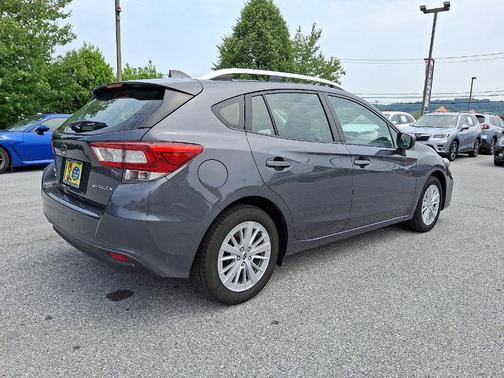 2018 Subaru Impreza 2.0i Premium