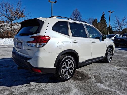 2020 Subaru Forester Premium
