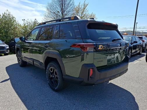 Deep Emerald Green 2026 Subaru Outback Wilderness