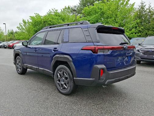 Sapphire Blue Pearl 2026 Subaru Outback Premium