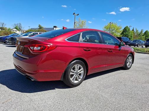 Venetian Red 2016 Hyundai SONATA SE