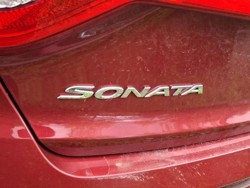 Venetian Red 2016 Hyundai SONATA SE