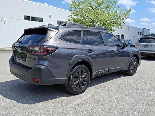 Magnetite Gray Metallic 2024 Subaru Outback Onyx Edition XT