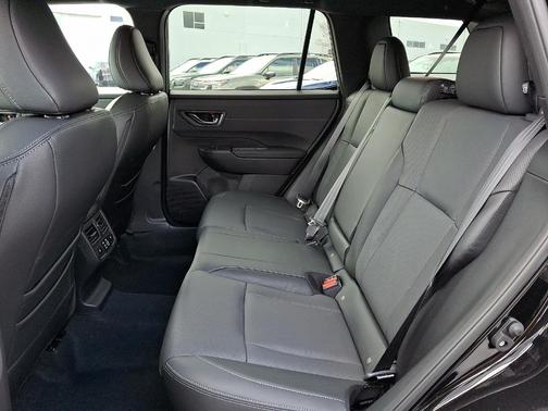 Crystal Black Silica 2026 Subaru Outback Touring XT