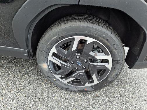 Crystal Black Silica 2026 Subaru Forester Premium