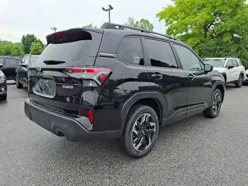Crystal Black Silica 2026 Subaru Forester Premium