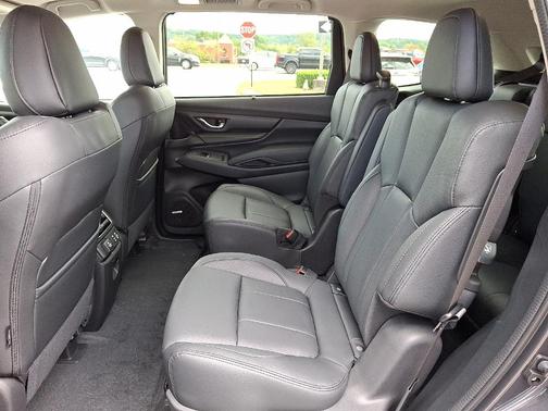 2025 Subaru Ascent Onyx Edition Touring 7-Passenger