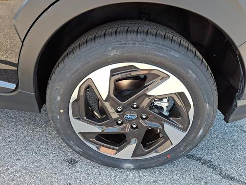 Crystal Black Silica 2026 Subaru Crosstrek Limited
