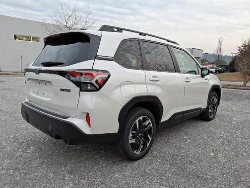 2025 Subaru Forester Hybrid Premium