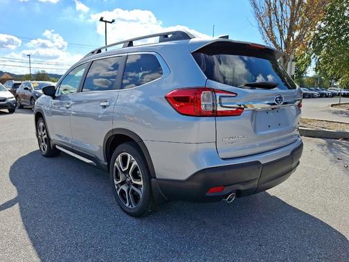 2025 Subaru Ascent Touring