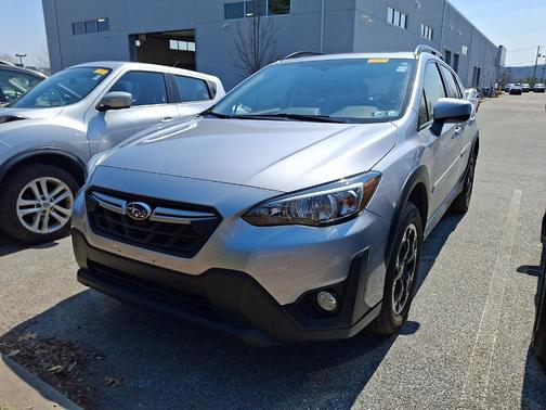 Ice Silver Metallic 2021 Subaru Crosstrek Premium