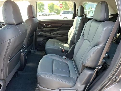 2025 Subaru Ascent Onyx Edition Touring 7-Passenger