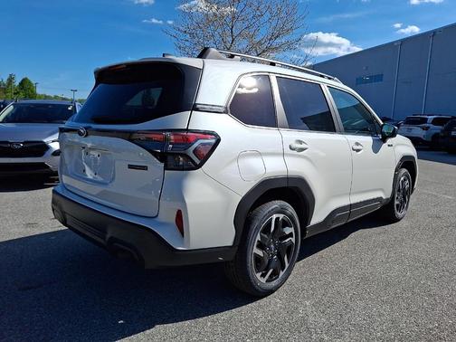 Crystal White Pearl 2026 Subaru Forester Premium
