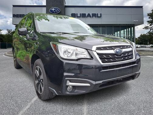 Crystal Black Silica 2017 Subaru Forester 2.5i Premium