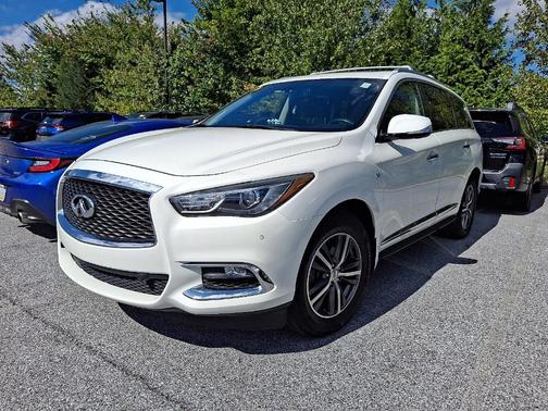 2017 INFINITI QX60 Base