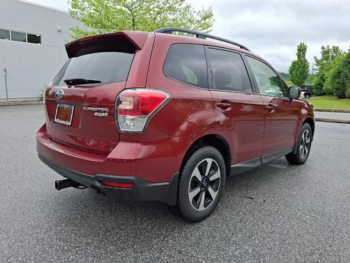 Venetian Red Pearl 2017 Subaru Forester 2.5i Premium