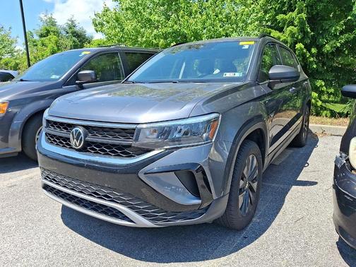 Platinum Gray Metallic 2022 Volkswagen Taos 1.5T S