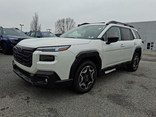 Crystal White Pearl 2026 Subaru Outback Touring