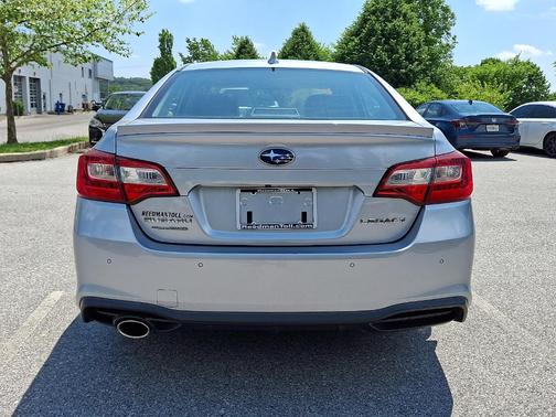Ice Silver Metallic 2019 Subaru Legacy 2.5i Sport