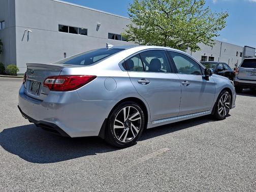 Ice Silver Metallic 2019 Subaru Legacy 2.5i Sport