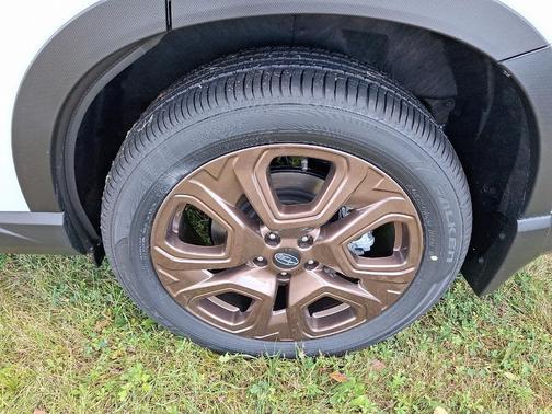 2025 Subaru Ascent Bronze Edition 7-Passenger