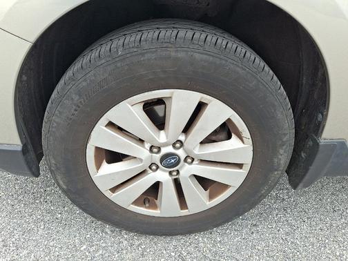 2017 Subaru Outback 2.5i Premium