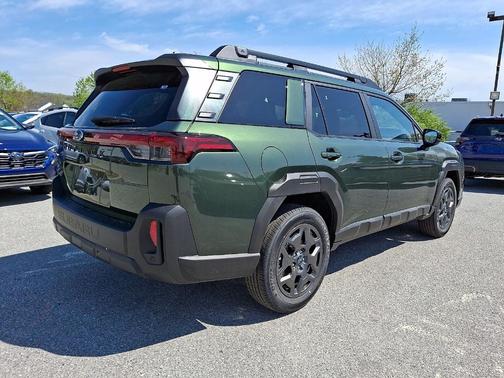 Deep Emerald Green 2026 Subaru Outback Premium