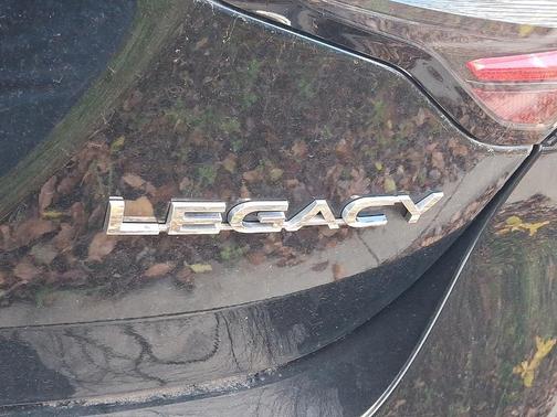 2023 Subaru Legacy 