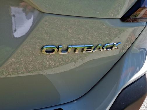 Crystal White Pearl 2024 Subaru Outback Touring XT
