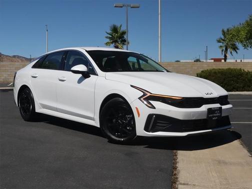 2025 Kia K5 LXS