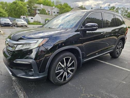 2019 Honda Pilot Touring 8-Passenger