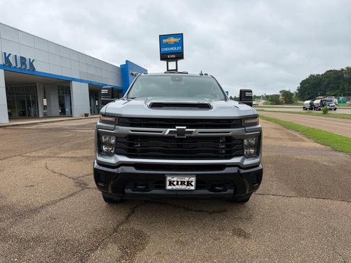 Sterling Gray Metallic 2024 Chevrolet Silverado 3500 LT