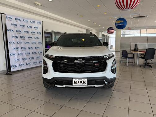Polar White Tricoat 2026 Chevrolet Equinox FWD RS