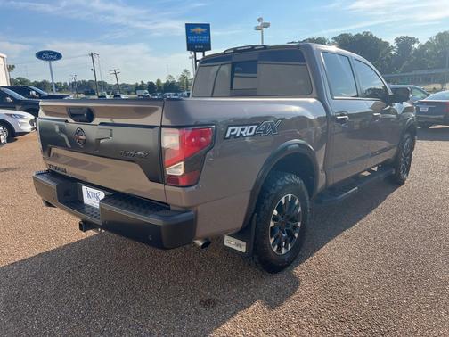 2021 Nissan Titan PRO-4X