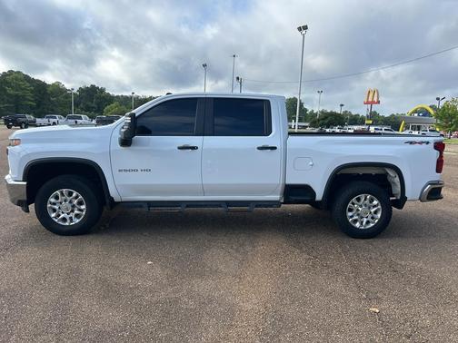 2023 Chevrolet Silverado 2500 WT