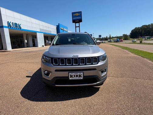 Billet Silver Metallic Clearcoat 2019 Jeep Compass Limited