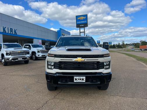 2026 Chevrolet Silverado 2500 Custom