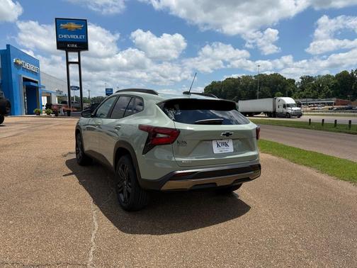 Cacti Green 2026 Chevrolet Trax FWD ACTIV