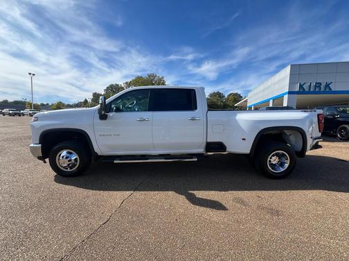 2026 Chevrolet Silverado 3500 LTZ