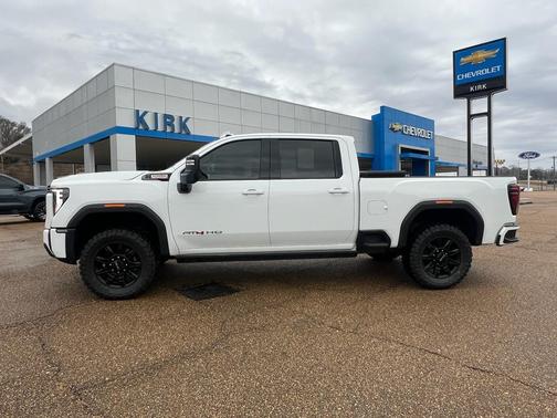 2024 GMC Sierra 2500 AT4