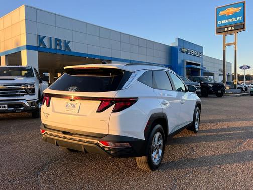 White Pearl 2024 Hyundai TUCSON SEL