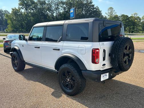 2023 Ford Bronco Black Diamond